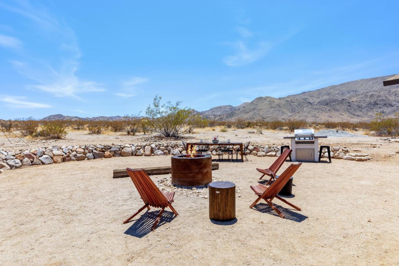 트웬티나인팜스 1 Minute To Joshua Tree National Park, Hot Tub, Stars, Private - The Wkndr 빌라 외부 사진