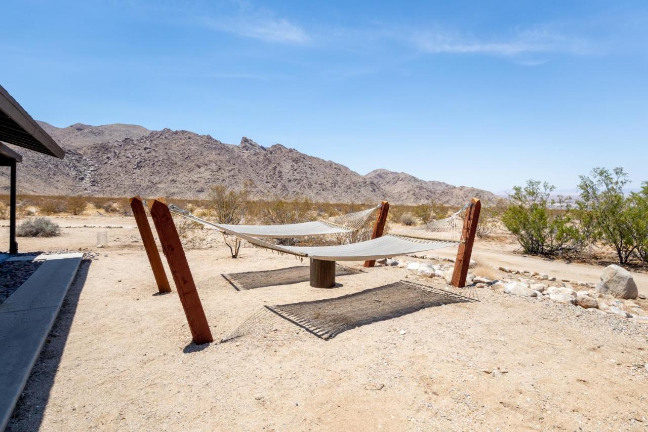 트웬티나인팜스 1 Minute To Joshua Tree National Park, Hot Tub, Stars, Private - The Wkndr 빌라 외부 사진